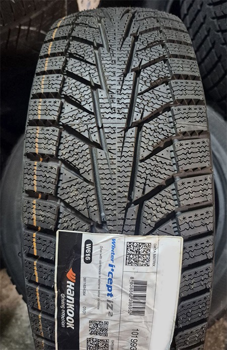 Шины Hankook Winter i*cept iZ2 W616 185/70R14 92T — Зимняя сезон в Гомеле