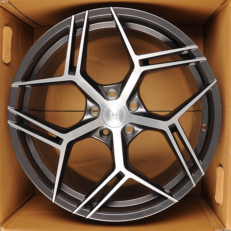 Tisli Blade 19x8.5" 5x114.3мм DIA 67.1мм ET 42мм Anthracite Brush Face от магазина Империя шин