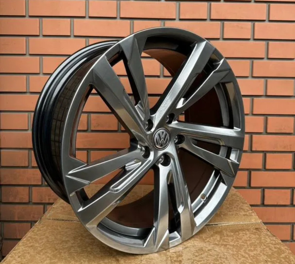 22" 5*112 9,0 ET26 66.45 TS-5682 Light G от магазина Империя шин