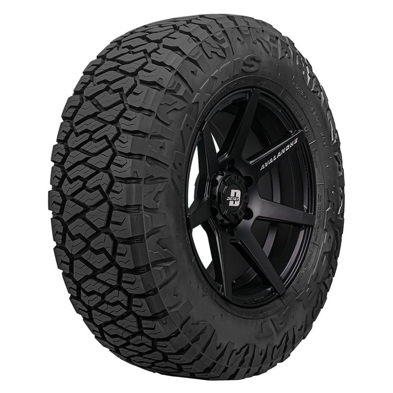 Maxxis AT811 Razr 245/75R16 115S