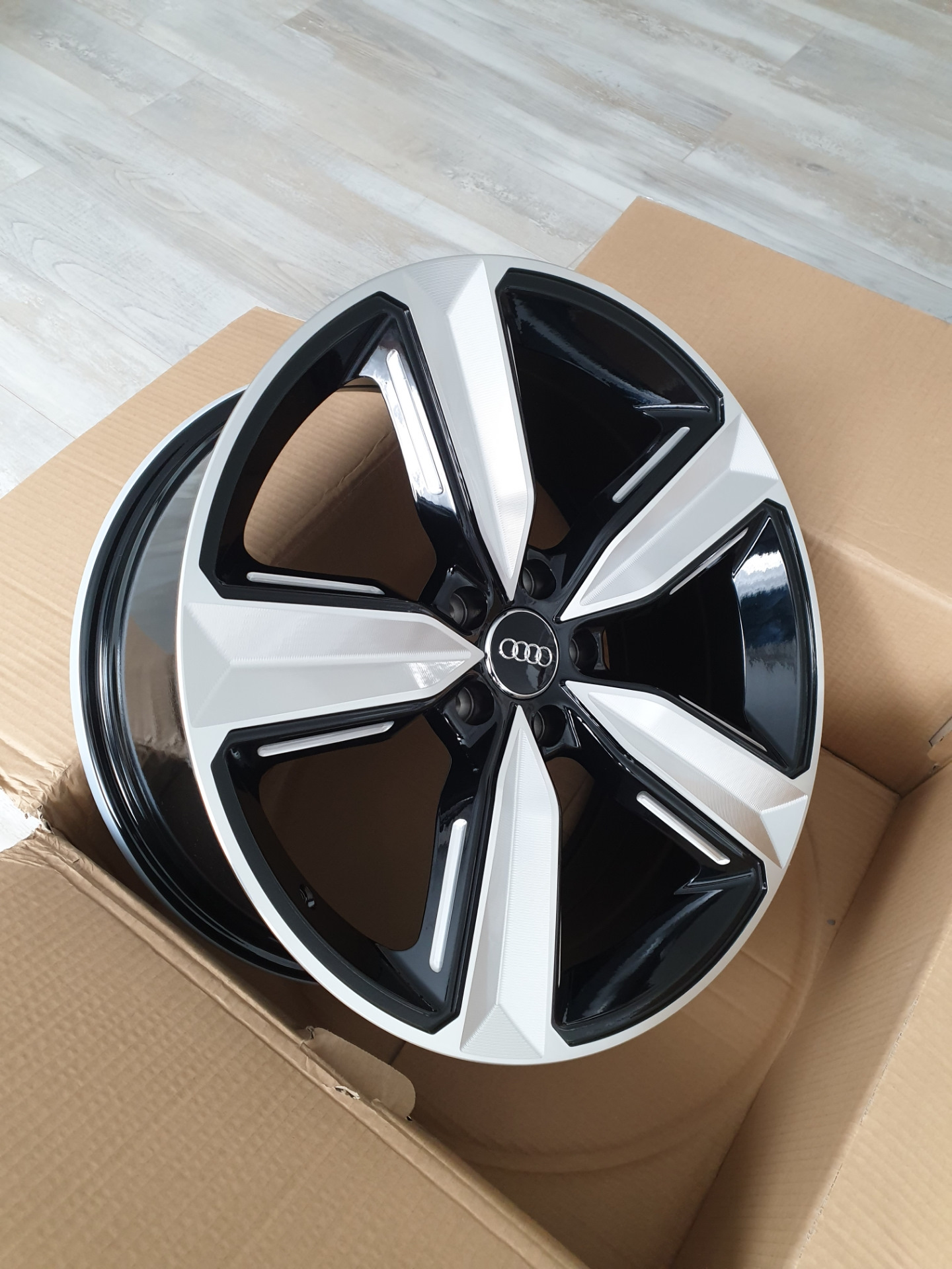 18" 5*112 8,0 ET35 66,45 ANZ-5449 BSP от магазина Империя шин