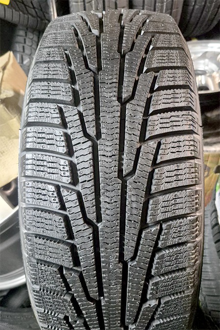 Шины Ikon Tyres Nordman RS2 185/70R14 92R — Зимняя сезон в Гомеле