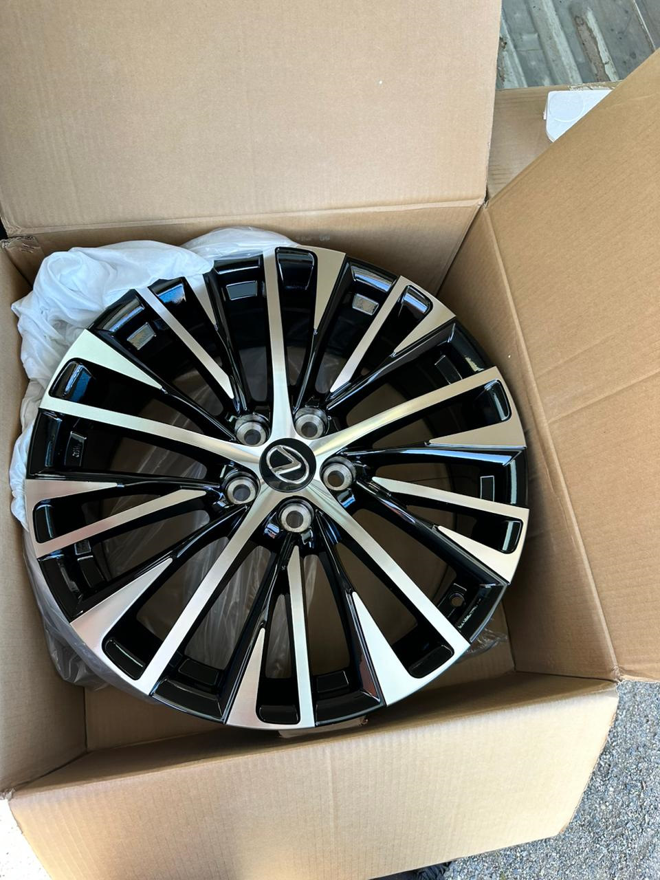 17" 4*98 7,0 ET30 58.45 ANZ-0687 GMF Flow Forming от магазина Империя шин