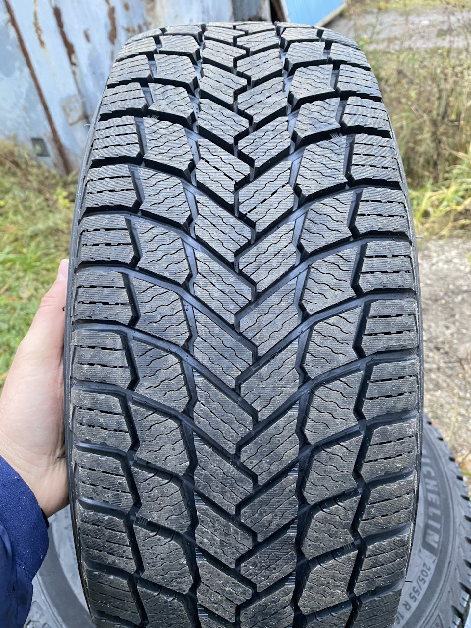 Автомобильная шина  Michelin X-Ice Snow SUV 275/60R20 115T