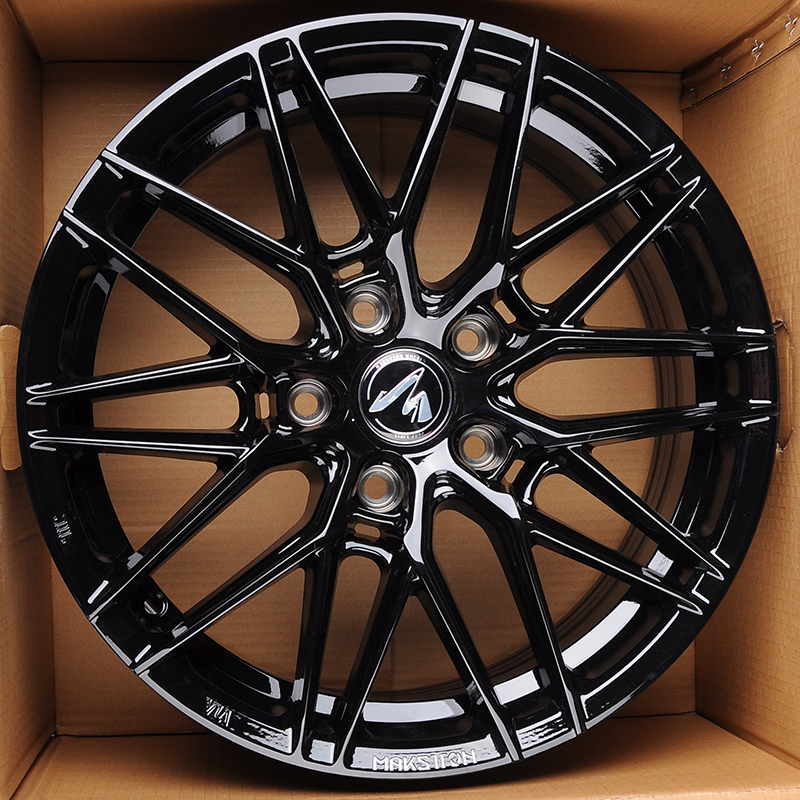 Makstton MST FASTER GT 715 18x8.0" 5x114.3мм DIA 73.1мм ET 35мм Piano Black with Milling от магазина Империя шин