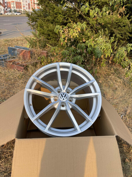 18" 5*112 8,0 ET40 57,0 TS-5419 Silver от магазина Империя шин