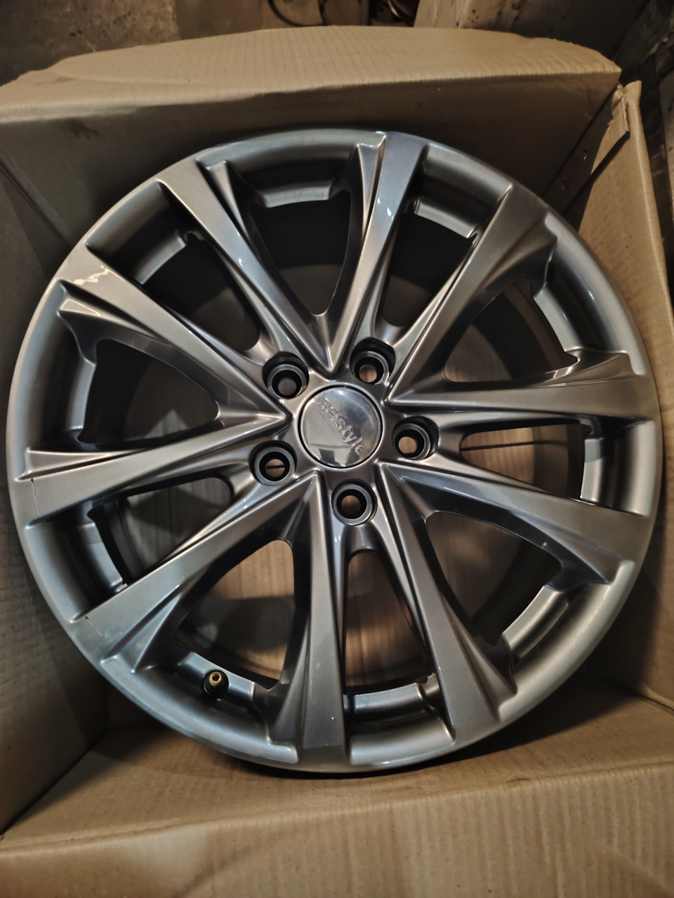 18" 5*114,3 8,0 ET35 60,1 ZB-1751 HB от магазина Империя шин