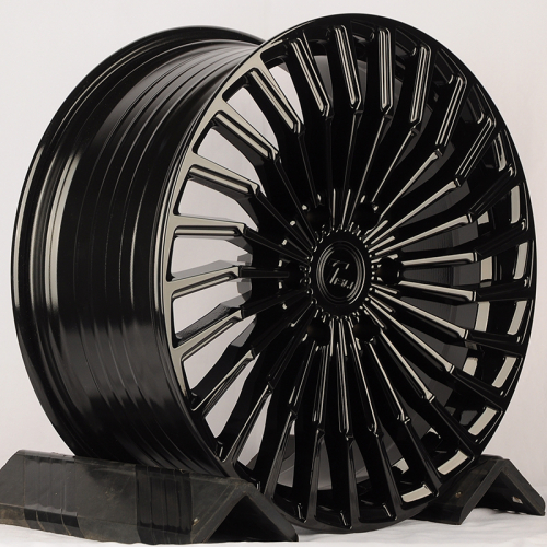 Tisli Spark B 20x9.0" 6x139.7 D100.1 ET 35мм Gloss Black от магазина Империя шин