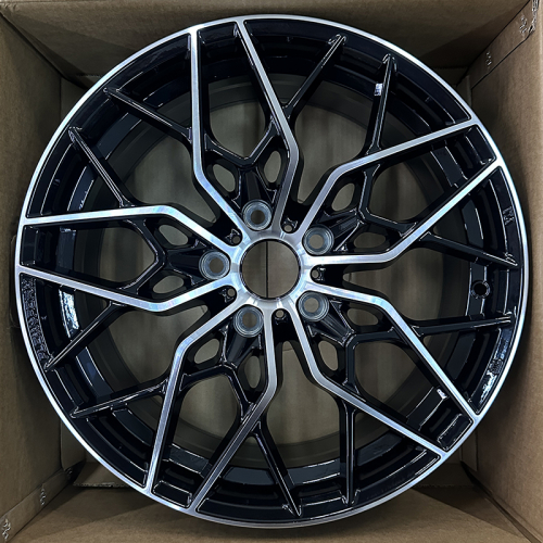 KoKo Kuture FF010 18x8.0" 5x112мм DIA 66.45мм ET 38мм Gloss Black Face от магазина Империя шин