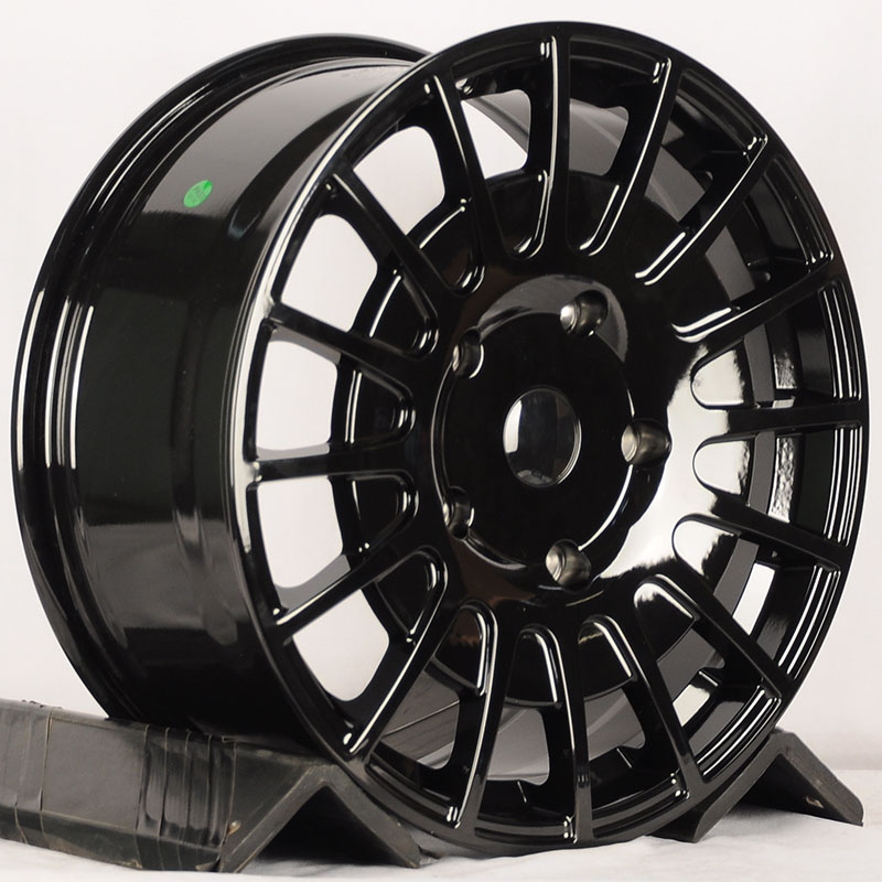 IWheel 8388 18x8.0" 5x160 DIA 65.1мм ET 50мм Gloss Black от магазина Империя шин