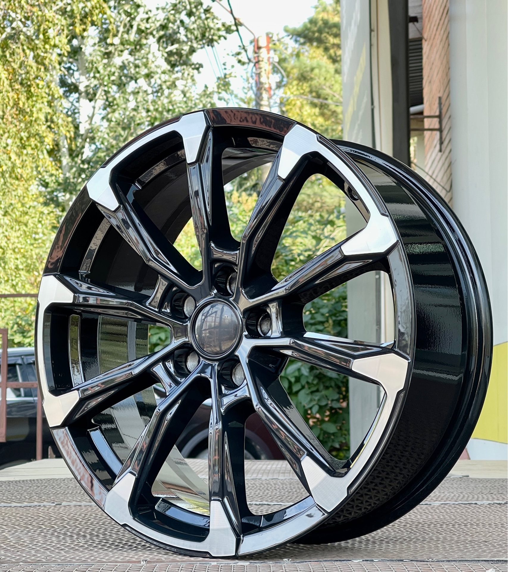 Carwel Ишим 1808 18x7.5" 5x108мм DIA 63.4мм ET 46мм ABT от магазина Империя шин