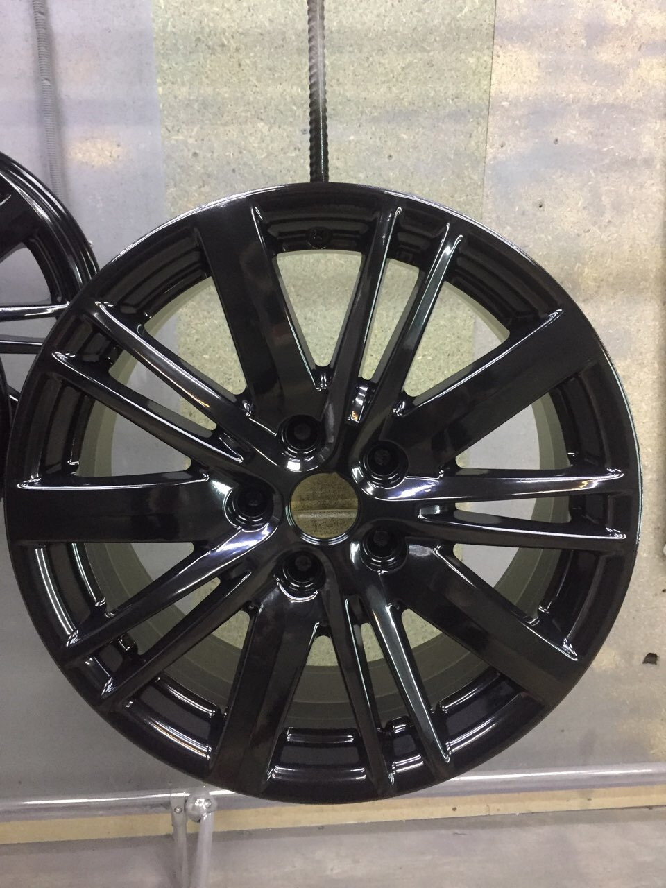 17" 4*98 7,0 ET30 58.45 ANZ-0687 Black    Flow Forming от магазина Империя шин