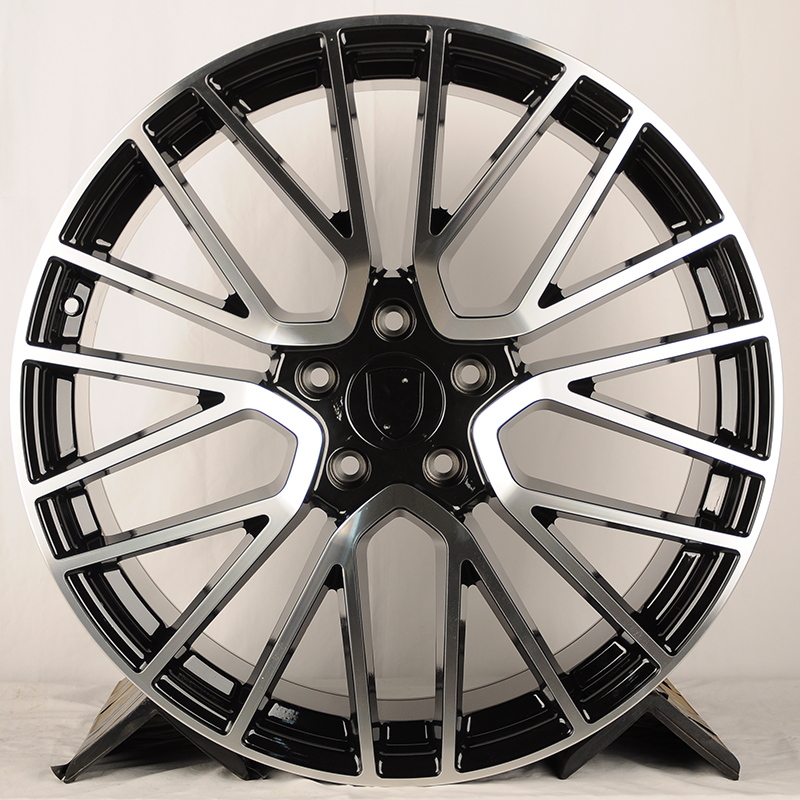 IWheel IV-704 22x10.0" 5x130мм DIA 71.6мм ET 48мм Black Machine Face от магазина Империя шин
