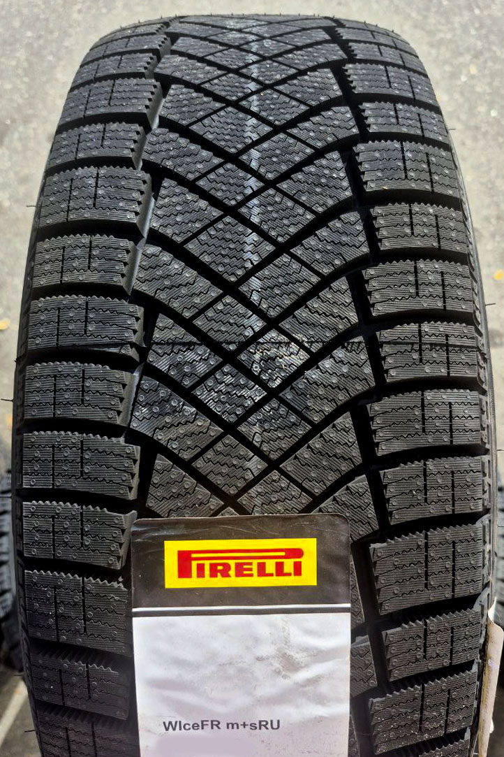 Шины Pirelli Ice Zero Friction 235/60R18 107H — Зимняя сезон в Гомеле