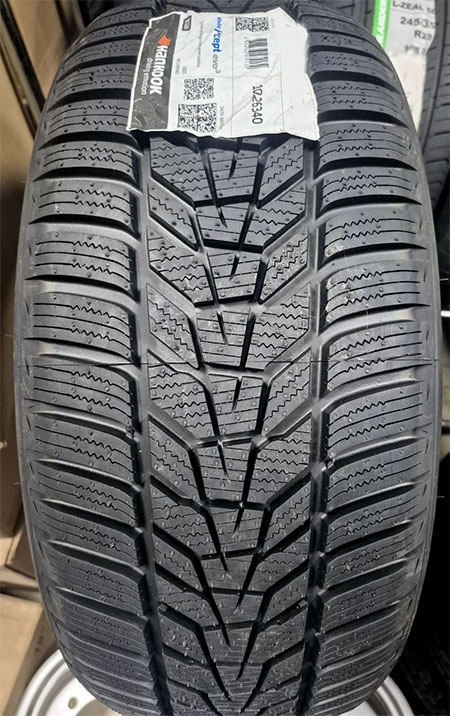 Шины Hankook Winter i*cept evo3 W330A 255/55R20 110V — Зимняя сезон в Гомеле