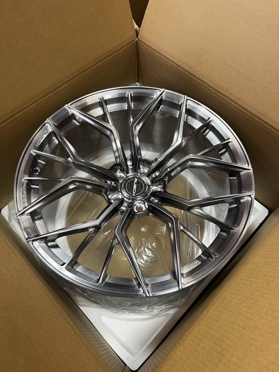 18" 5*114,3 8,0 ET38 67,0 XN-1602 HB от магазина Империя шин