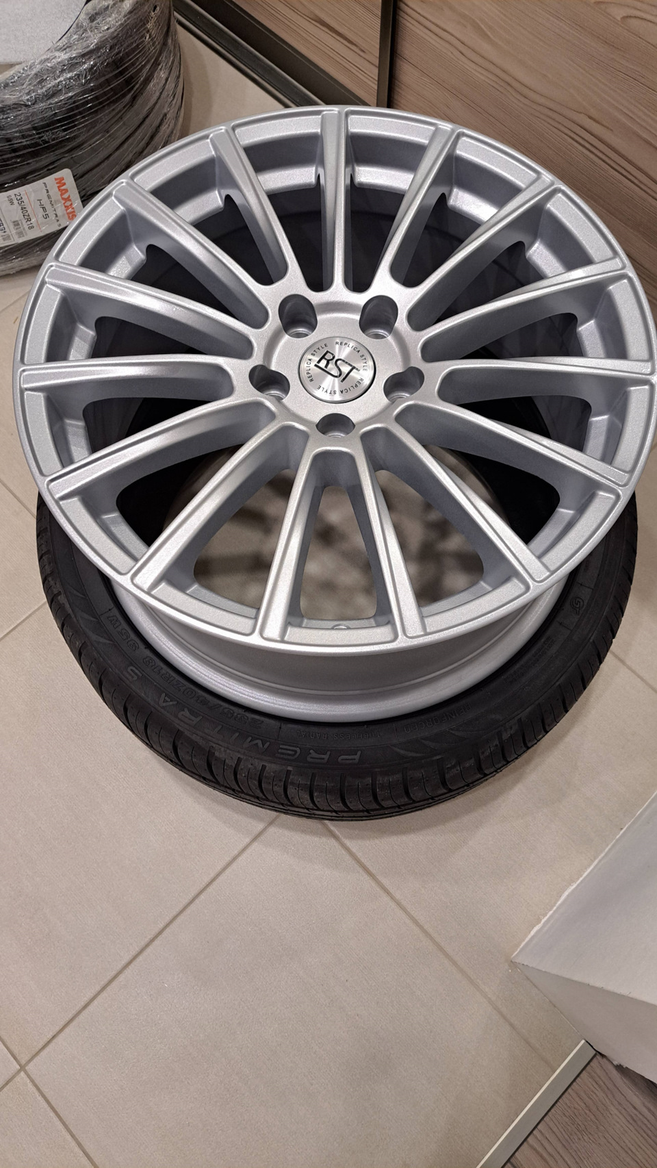 18" 5*108 8,0 ET52 63,3 XN-513 HB от магазина Империя шин