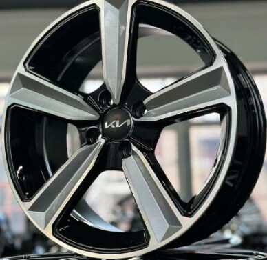 Диск литой FBX057 16x7 5x100 +35 57.1 BMF+Silver от магазина Империя шин