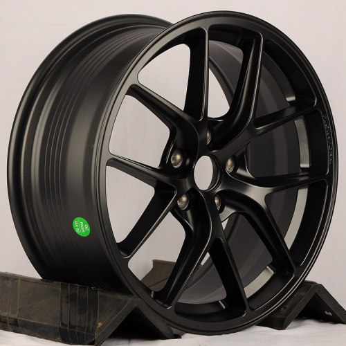 KoKo Kuture FF012 17x7.5" 5x112мм DIA 66.56мм ET 35мм Matte Black