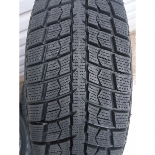 Leao Winter Defender Ice I-15 SUV 245/70R16 107H