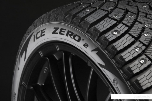 Pirelli Scorpion Ice Zero 2 215/65R16 102T (шипы) фото 1