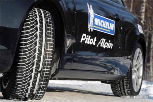 Michelin Pilot Alpin PA4 255/40R20 101V фото 1